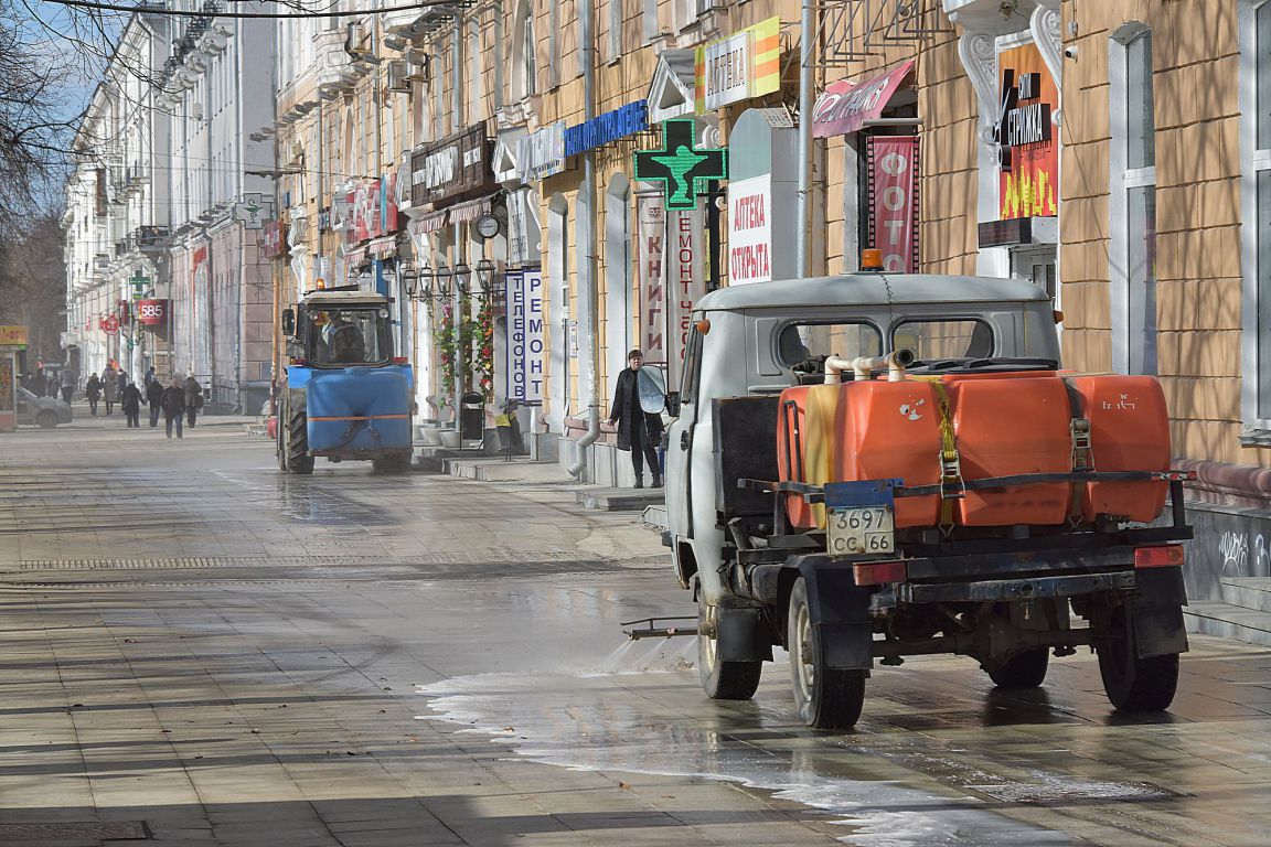 Екатеринбург не успели привести в порядок за месячник чистоты - «Уральский  рабочий»